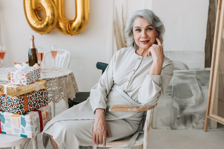 Very ellegant older woman